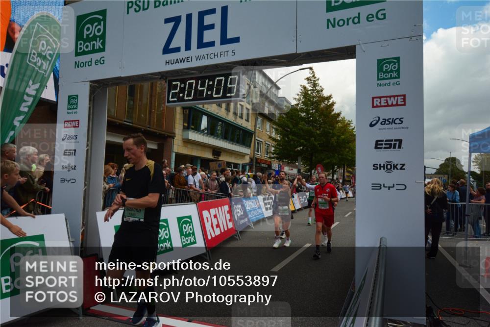 20.09.2026 - PSD Bank Halbmarathon LAZAROV Photography http://msf.ph/oto/10553897 20.09.2026 12:04:08 Ziel 1104, 1155, 1555, 1728, 1840, 1874, 2250, 2362, 2422, 2827, 2932, 3457, 3659, 3832, 3833, 3923, 4322, 4636, 4784 meine-sportfotos.de