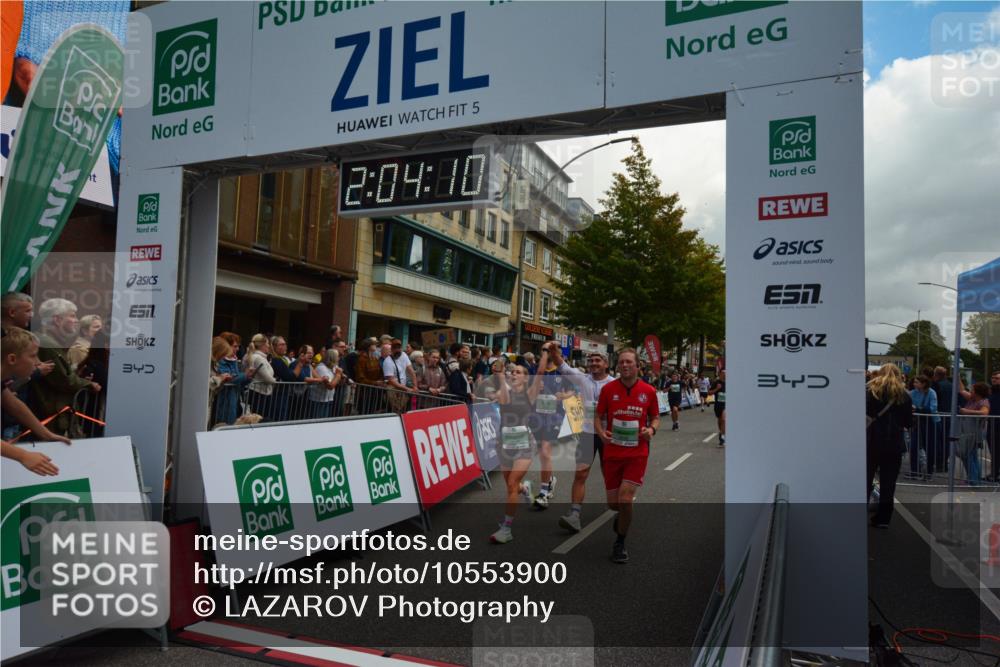 20.09.2026 - PSD Bank Halbmarathon LAZAROV Photography http://msf.ph/oto/10553900 20.09.2026 12:04:09 Ziel 1104, 1155, 1525, 1555, 1728, 1840, 1874, 2250, 2362, 2422, 2827, 2932, 3457, 3659, 3832, 3833, 3923, 3934, 4322, 4636, 4784 meine-sportfotos.de