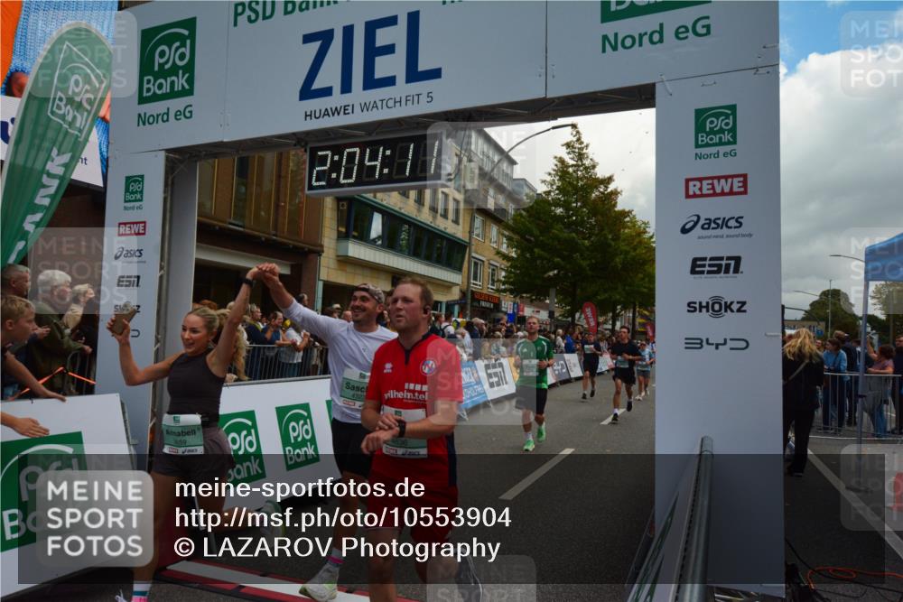 20.09.2026 - PSD Bank Halbmarathon LAZAROV Photography http://msf.ph/oto/10553904 20.09.2026 12:04:10 Ziel 1104, 1155, 1404, 1456, 1525, 1555, 1728, 1840, 2422, 2827, 2932, 3457, 3659, 3832, 3833, 3923, 3934, 4322, 4636, 4784 meine-sportfotos.de