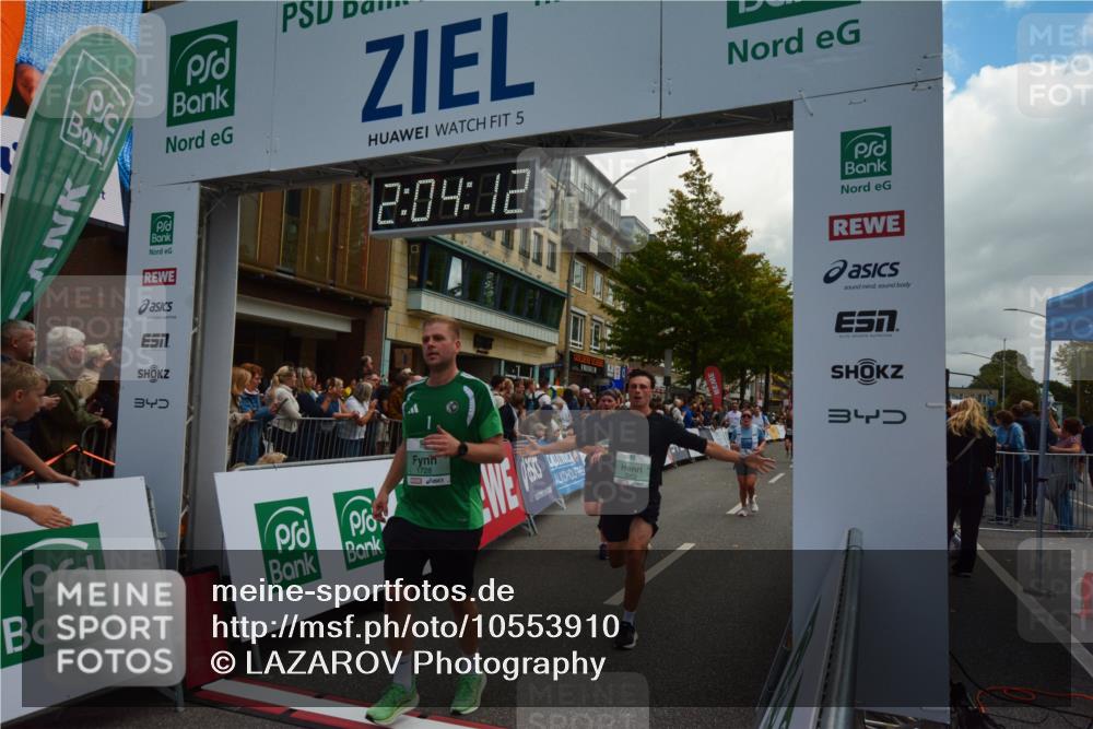 20.09.2026 - PSD Bank Halbmarathon LAZAROV Photography http://msf.ph/oto/10553910 20.09.2026 12:04:12 Ziel 1104, 1155, 1404, 1456, 1525, 1555, 1728, 1840, 2422, 2827, 2932, 3345, 3457, 3659, 3832, 3833, 3923, 3934, 4322, 4636 meine-sportfotos.de