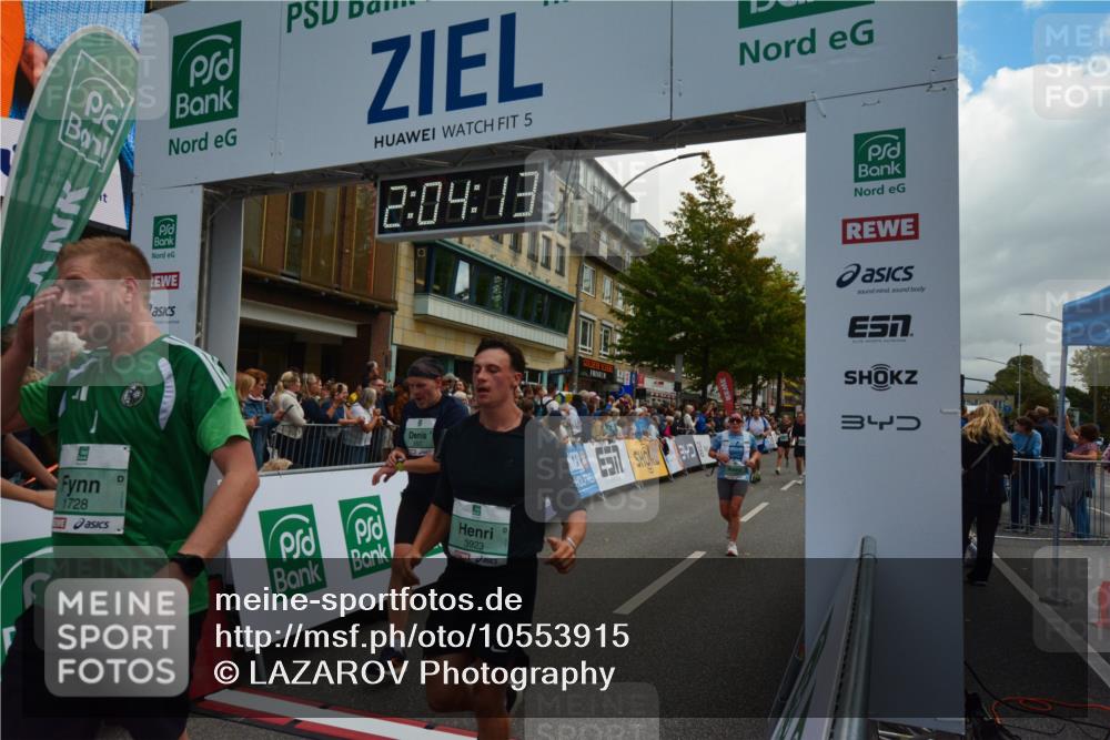 20.09.2026 - PSD Bank Halbmarathon LAZAROV Photography http://msf.ph/oto/10553915 20.09.2026 12:04:13 Ziel 1104, 1155, 1404, 1456, 1525, 1555, 1728, 1840, 2422, 2827, 2932, 3345, 3457, 3659, 3832, 3833, 3923, 3934, 4322, 4636 meine-sportfotos.de