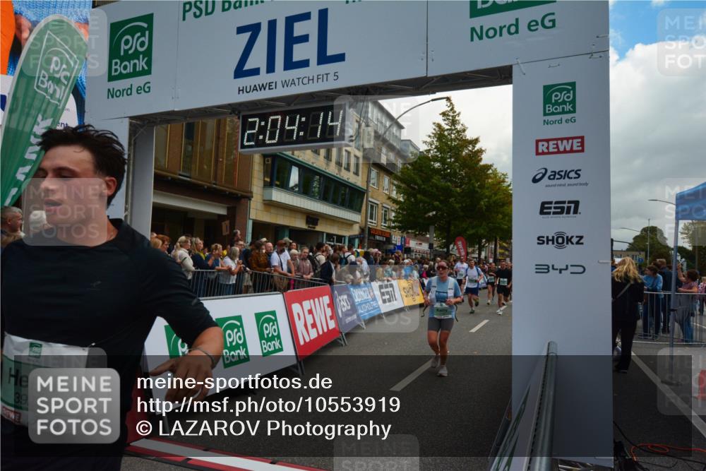 20.09.2026 - PSD Bank Halbmarathon LAZAROV Photography http://msf.ph/oto/10553919 20.09.2026 12:04:13 Ziel 1104, 1155, 1404, 1456, 1525, 1555, 1728, 1840, 2422, 2827, 2932, 3345, 3457, 3659, 3832, 3833, 3923, 3934, 4322, 4636 meine-sportfotos.de