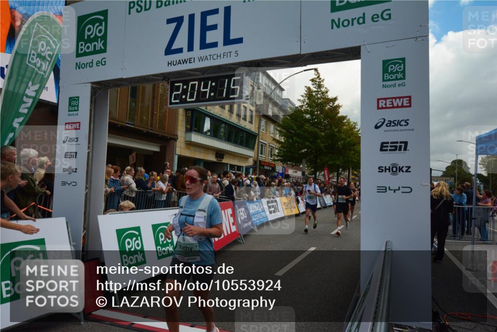 20.09.2026 - PSD Bank Halbmarathon LAZAROV Photography http://msf.ph/oto/10553924 20.09.2026 12:04:15 Ziel 1104, 1155, 1404, 1456, 1525, 1555, 1728, 2422, 2827, 2932, 3345, 3457, 3659, 3832, 3833, 3923, 3934, 4322, 4636 meine-sportfotos.de