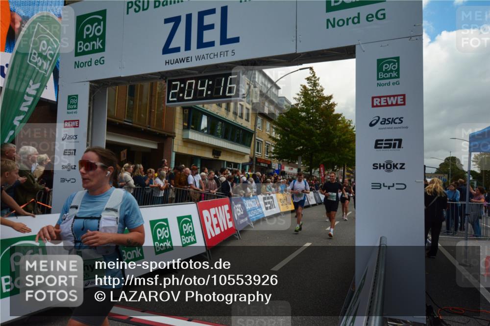 20.09.2026 - PSD Bank Halbmarathon LAZAROV Photography http://msf.ph/oto/10553926 20.09.2026 12:04:15 Ziel 1104, 1155, 1404, 1456, 1525, 1555, 1728, 2422, 2827, 2932, 3345, 3457, 3659, 3832, 3833, 3923, 3934, 4322, 4636 meine-sportfotos.de