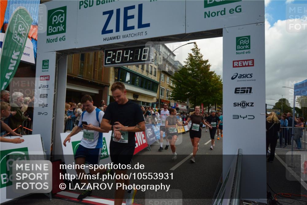 20.09.2026 - PSD Bank Halbmarathon LAZAROV Photography http://msf.ph/oto/10553931 20.09.2026 12:04:17 Ziel 1104, 1155, 1371, 1404, 1456, 1525, 1555, 1605, 1728, 2422, 2827, 2833, 2932, 3345, 3457, 3832, 3833, 3923, 3934, 4087 meine-sportfotos.de
