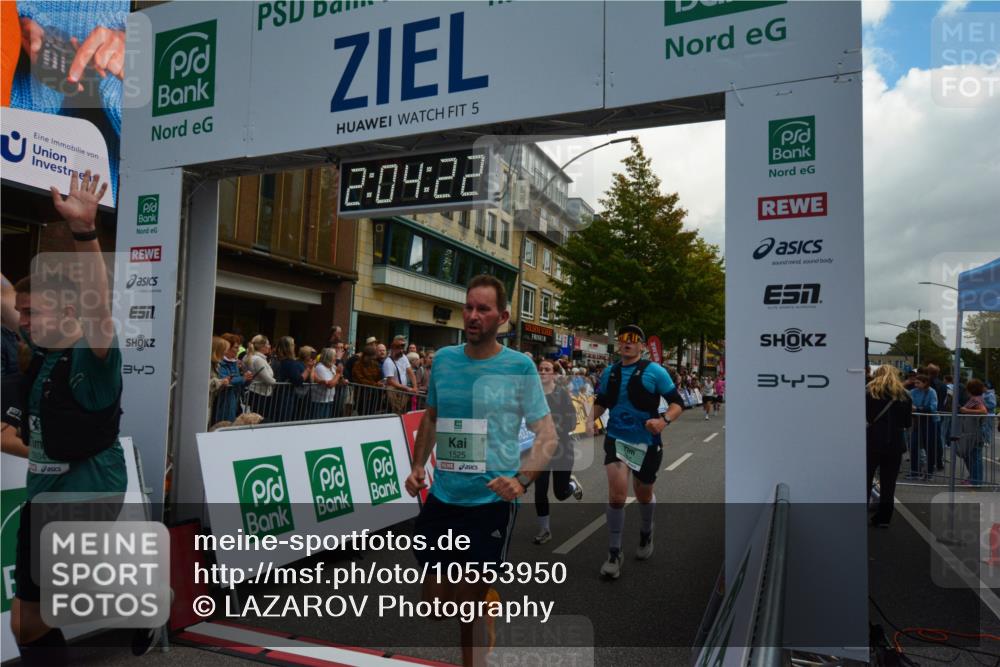 20.09.2026 - PSD Bank Halbmarathon LAZAROV Photography http://msf.ph/oto/10553950 20.09.2026 12:04:21 Ziel 1104, 1155, 1371, 1404, 1456, 1525, 1555, 1563, 1605, 1789, 2833, 2932, 3045, 3345, 3457, 3832, 3833, 3934, 4087 meine-sportfotos.de