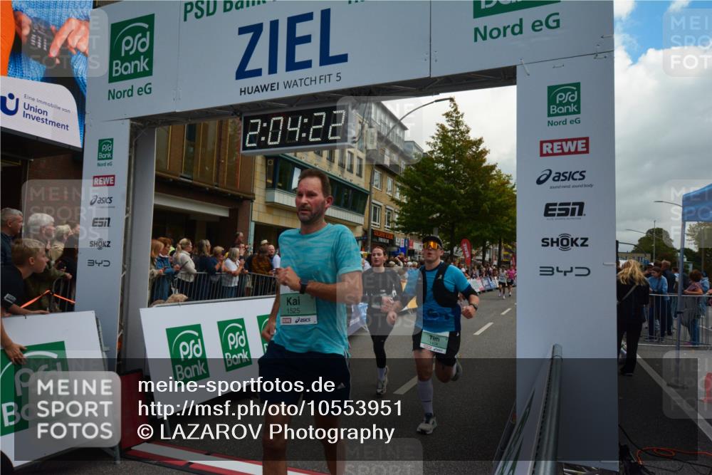 20.09.2026 - PSD Bank Halbmarathon LAZAROV Photography http://msf.ph/oto/10553951 20.09.2026 12:04:21 Ziel 1104, 1155, 1371, 1404, 1456, 1525, 1555, 1563, 1605, 1789, 2833, 2932, 3045, 3345, 3457, 3832, 3833, 3934, 4087 meine-sportfotos.de
