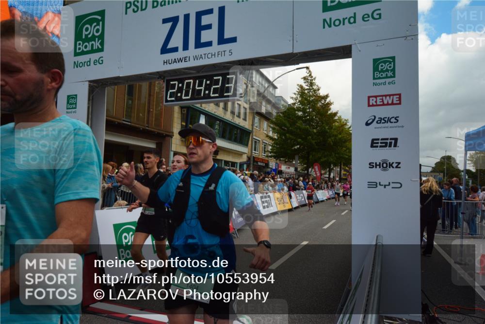 20.09.2026 - PSD Bank Halbmarathon LAZAROV Photography http://msf.ph/oto/10553954 20.09.2026 12:04:22 Ziel 1104, 1371, 1404, 1456, 1525, 1555, 1563, 1605, 1789, 2833, 2932, 3045, 3345, 3457, 3832, 3833, 3934, 4087, 4182, 4183 meine-sportfotos.de