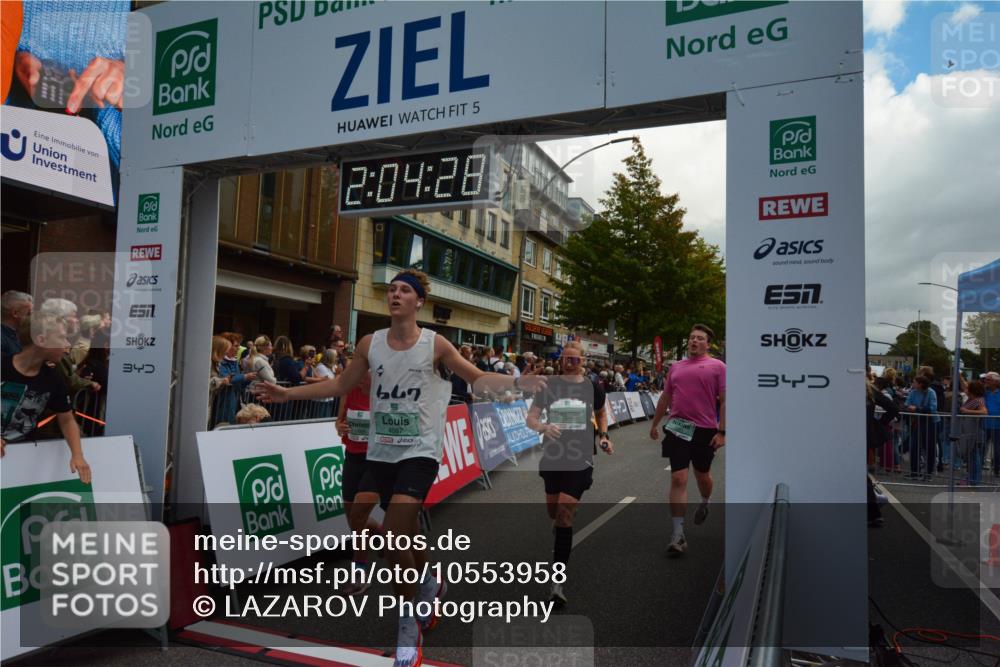 20.09.2026 - PSD Bank Halbmarathon LAZAROV Photography http://msf.ph/oto/10553958 20.09.2026 12:04:28 Ziel 1371, 1404, 1456, 1563, 1605, 1789, 1864, 2237, 2833, 3045, 3345, 3524, 4087, 4182, 4183, 4329 meine-sportfotos.de