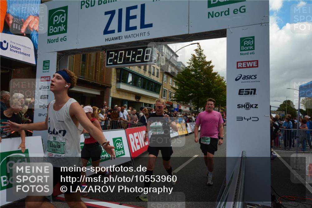 20.09.2026 - PSD Bank Halbmarathon LAZAROV Photography http://msf.ph/oto/10553960 20.09.2026 12:04:28 Ziel 1371, 1404, 1456, 1563, 1605, 1789, 1864, 2237, 2833, 3045, 3345, 3524, 4087, 4182, 4183, 4329 meine-sportfotos.de