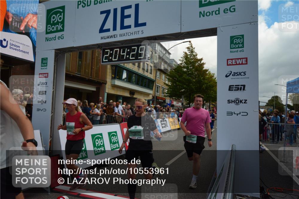 20.09.2026 - PSD Bank Halbmarathon LAZAROV Photography http://msf.ph/oto/10553961 20.09.2026 12:04:28 Ziel 1371, 1404, 1456, 1563, 1605, 1789, 1864, 2237, 2833, 3045, 3345, 3524, 4087, 4182, 4183, 4329 meine-sportfotos.de
