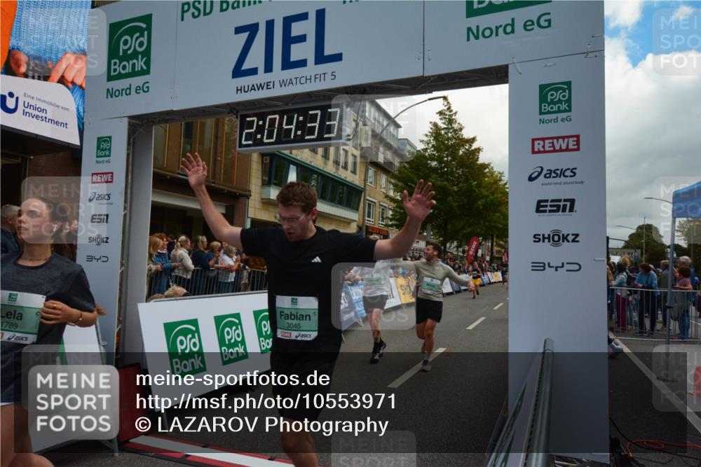 20.09.2026 - PSD Bank Halbmarathon LAZAROV Photography http://msf.ph/oto/10553971 20.09.2026 12:04:32 Ziel 1371, 1533, 1563, 1595, 1605, 1789, 1864, 2237, 2833, 3045, 3524, 4087, 4138, 4182, 4183, 4329, 4435 meine-sportfotos.de