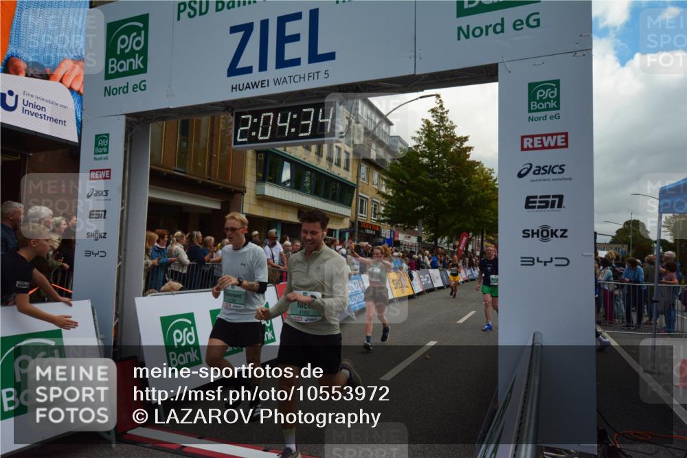 20.09.2026 - PSD Bank Halbmarathon LAZAROV Photography http://msf.ph/oto/10553972 20.09.2026 12:04:33 Ziel 1371, 1533, 1563, 1595, 1605, 1789, 1864, 2237, 2833, 3045, 3524, 4087, 4138, 4182, 4183, 4329, 4435 meine-sportfotos.de