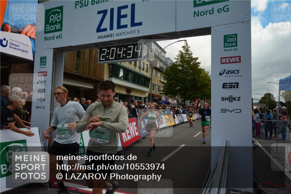 20.09.2026 - PSD Bank Halbmarathon LAZAROV Photography http://msf.ph/oto/10553974 20.09.2026 12:04:34 Ziel 1371, 1533, 1563, 1595, 1605, 1789, 1864, 2237, 2833, 3045, 3524, 4087, 4138, 4182, 4183, 4329, 4435 meine-sportfotos.de