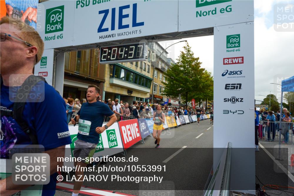 20.09.2026 - PSD Bank Halbmarathon LAZAROV Photography http://msf.ph/oto/10553991 20.09.2026 12:04:37 Ziel 1318, 1533, 1563, 1595, 1789, 1864, 2237, 3045, 3524, 3734, 4138, 4182, 4183, 4329, 4435 meine-sportfotos.de