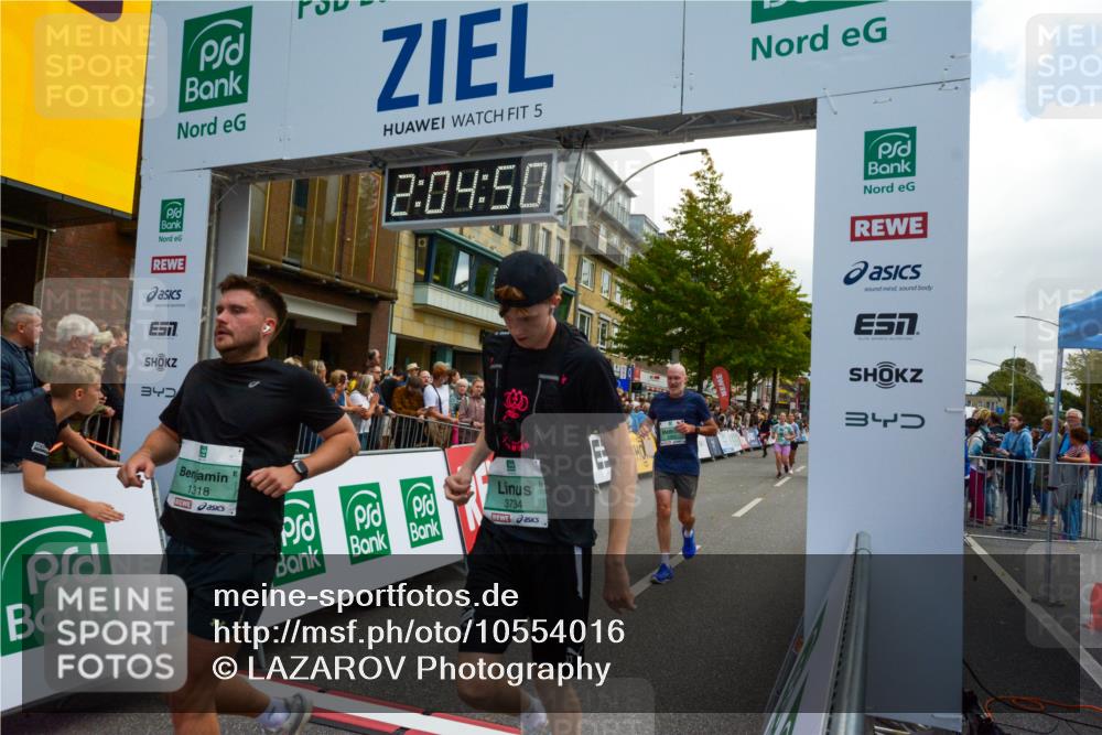20.09.2026 - PSD Bank Halbmarathon LAZAROV Photography http://msf.ph/oto/10554016 20.09.2026 12:04:49 Ziel 1318, 1533, 1595, 1799, 3163, 3734, 3808, 4138, 4195, 4212, 4255, 4435 meine-sportfotos.de