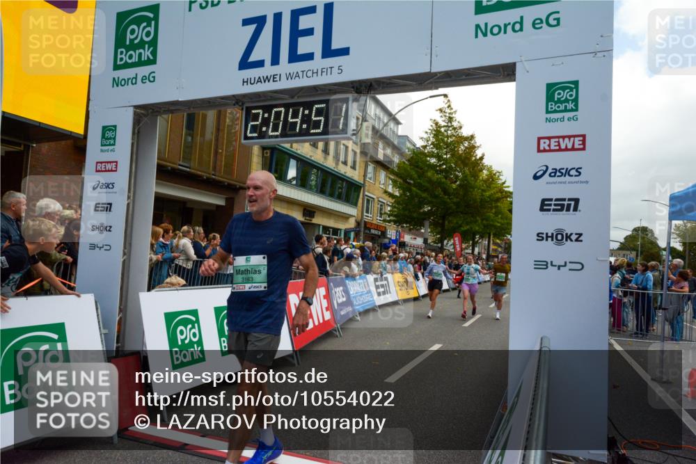 20.09.2026 - PSD Bank Halbmarathon LAZAROV Photography http://msf.ph/oto/10554022 20.09.2026 12:04:51 Ziel 1318, 1799, 3163, 3726, 3734, 3808, 4195, 4212, 4255 meine-sportfotos.de