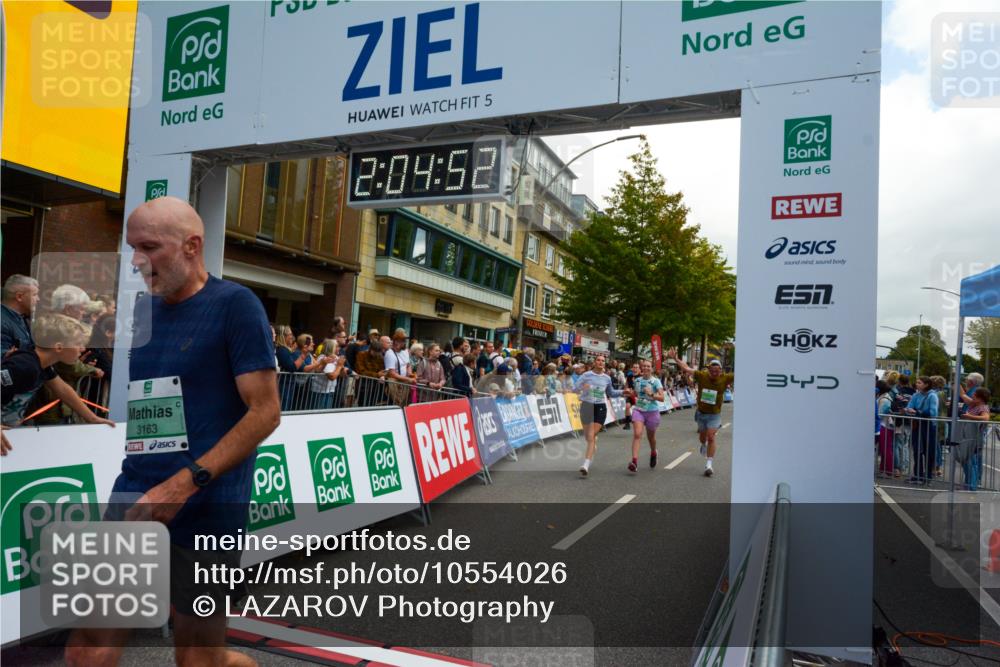 20.09.2026 - PSD Bank Halbmarathon LAZAROV Photography http://msf.ph/oto/10554026 20.09.2026 12:04:51 Ziel 1318, 1799, 3163, 3726, 3734, 3808, 4195, 4212, 4255 meine-sportfotos.de