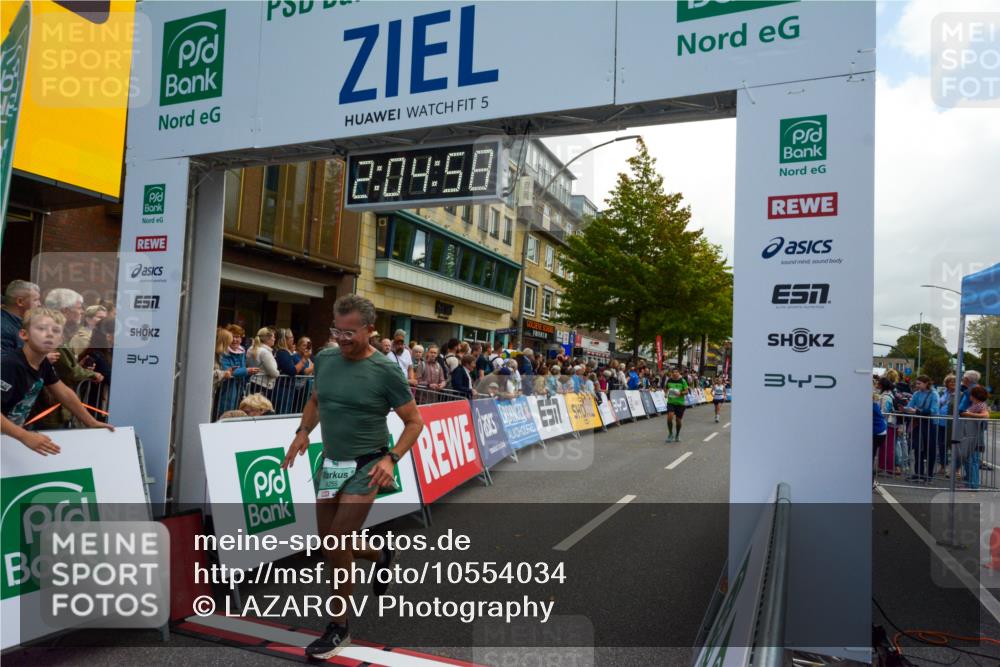 20.09.2026 - PSD Bank Halbmarathon LAZAROV Photography http://msf.ph/oto/10554034 20.09.2026 12:04:57 Ziel 1799, 3163, 3309, 3726, 3808, 4195, 4212, 4255, 4740 meine-sportfotos.de