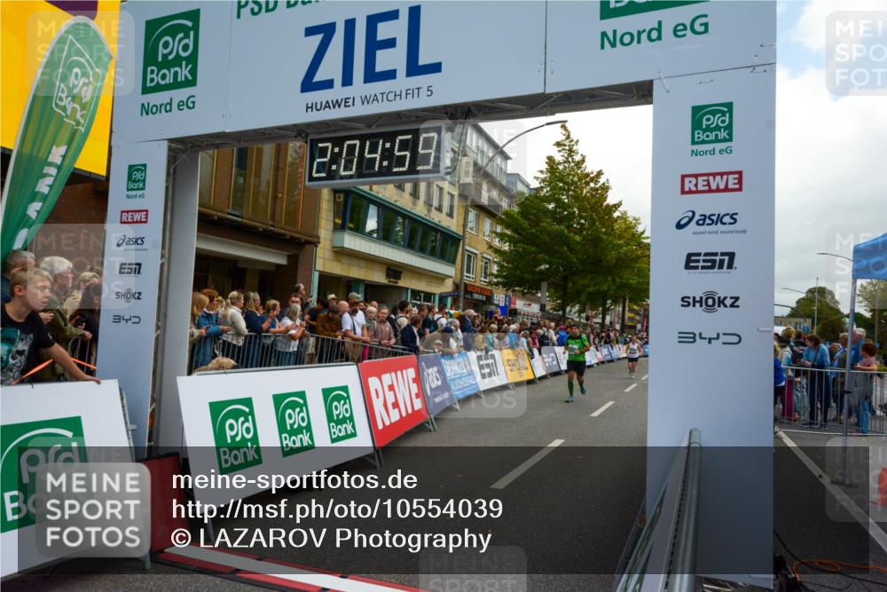 20.09.2026 - PSD Bank Halbmarathon LAZAROV Photography http://msf.ph/oto/10554039 20.09.2026 12:04:58 Ziel 1799, 3199, 3309, 3726, 3808, 4195, 4212, 4255, 4740 meine-sportfotos.de