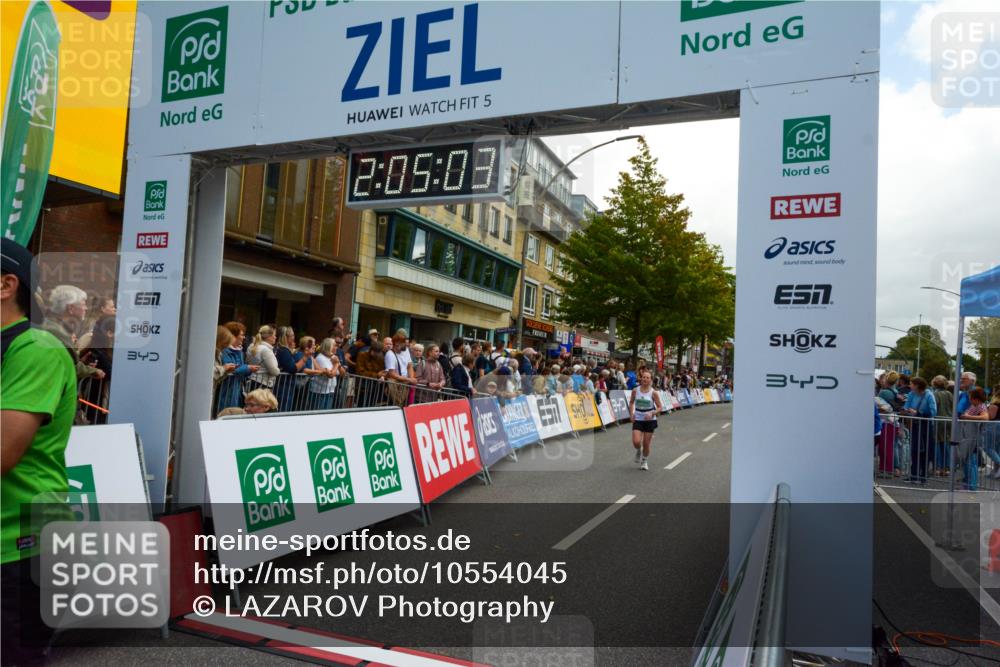 20.09.2026 - PSD Bank Halbmarathon LAZAROV Photography http://msf.ph/oto/10554045 20.09.2026 12:05:02 Ziel 2825, 2837, 3199, 3309, 3726, 4255, 4740 meine-sportfotos.de