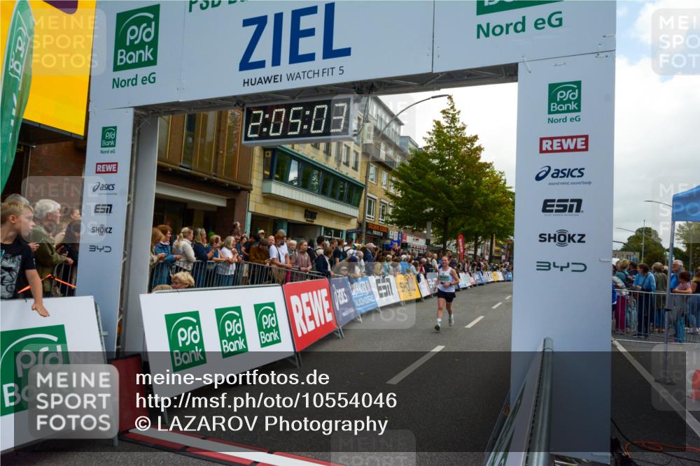 20.09.2026 - PSD Bank Halbmarathon LAZAROV Photography http://msf.ph/oto/10554046 20.09.2026 12:05:03 Ziel 1546, 2825, 2837, 3199, 3309, 3726, 4255, 4740 meine-sportfotos.de
