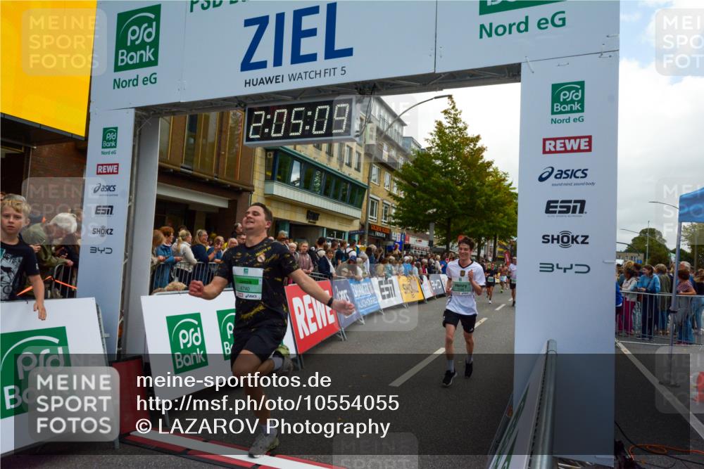 20.09.2026 - PSD Bank Halbmarathon LAZAROV Photography http://msf.ph/oto/10554055 20.09.2026 12:05:09 Ziel 1546, 2825, 2837, 3199, 3257, 3309, 3627, 3773, 4497, 4615, 4740 meine-sportfotos.de