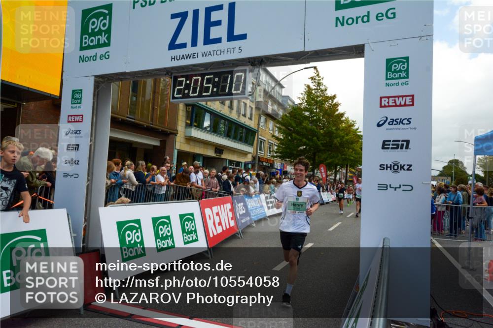 20.09.2026 - PSD Bank Halbmarathon LAZAROV Photography http://msf.ph/oto/10554058 20.09.2026 12:05:09 Ziel 1546, 2825, 2837, 3199, 3257, 3309, 3627, 3773, 4497, 4615, 4740 meine-sportfotos.de