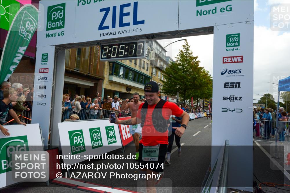20.09.2026 - PSD Bank Halbmarathon LAZAROV Photography http://msf.ph/oto/10554074 20.09.2026 12:05:16 Ziel 1546, 1618, 2220, 2825, 2837, 2841, 3199, 3257, 3627, 3773, 3938, 4042, 4273, 4497, 4615 meine-sportfotos.de