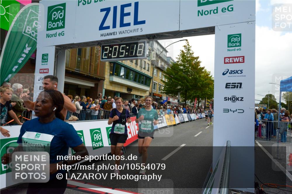 20.09.2026 - PSD Bank Halbmarathon LAZAROV Photography http://msf.ph/oto/10554079 20.09.2026 12:05:17 Ziel 1546, 1618, 1989, 1990, 2220, 2825, 2837, 2841, 3257, 3627, 3773, 3938, 4042, 4273, 4497, 4615 meine-sportfotos.de