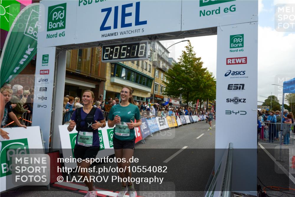 20.09.2026 - PSD Bank Halbmarathon LAZAROV Photography http://msf.ph/oto/10554082 20.09.2026 12:05:18 Ziel 1546, 1618, 1989, 1990, 2220, 2825, 2837, 2841, 3257, 3627, 3773, 3938, 4042, 4273, 4497, 4615 meine-sportfotos.de