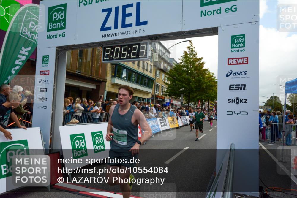 20.09.2026 - PSD Bank Halbmarathon LAZAROV Photography http://msf.ph/oto/10554084 20.09.2026 12:05:22 Ziel 1618, 1989, 1990, 2220, 2396, 2841, 3257, 3389, 3627, 3773, 3938, 4042, 4073, 4273, 4497, 4564, 4615 meine-sportfotos.de