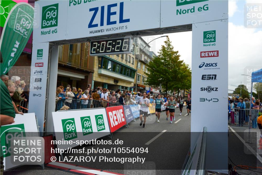20.09.2026 - PSD Bank Halbmarathon LAZAROV Photography http://msf.ph/oto/10554094 20.09.2026 12:05:25 Ziel 1618, 1989, 1990, 2220, 2396, 2841, 3286, 3389, 3938, 4042, 4073, 4273, 4430, 4564 meine-sportfotos.de