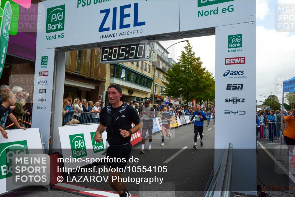 20.09.2026 - PSD Bank Halbmarathon LAZAROV Photography http://msf.ph/oto/10554105 20.09.2026 12:05:29 Ziel 1618, 1779, 1989, 1990, 2220, 2396, 2841, 3173, 3286, 3389, 3938, 4042, 4073, 4139, 4430, 4564 meine-sportfotos.de