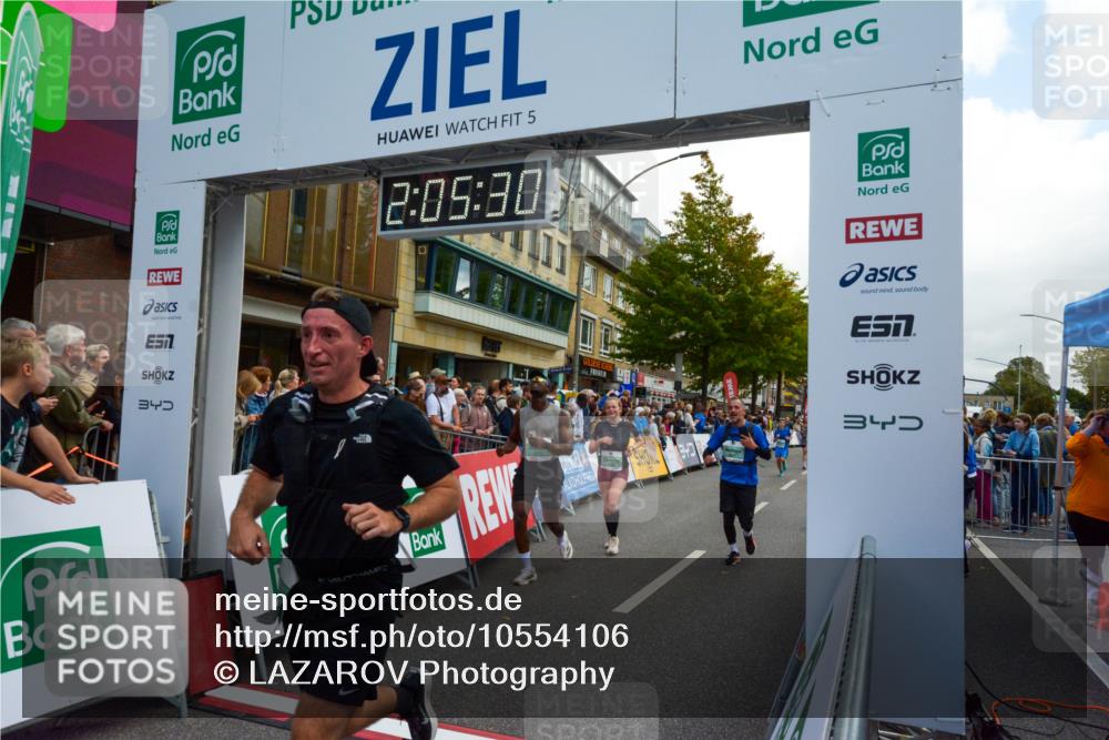20.09.2026 - PSD Bank Halbmarathon LAZAROV Photography http://msf.ph/oto/10554106 20.09.2026 12:05:29 Ziel 1618, 1779, 1989, 1990, 2220, 2396, 2841, 3173, 3286, 3389, 3938, 4042, 4073, 4139, 4430, 4564 meine-sportfotos.de