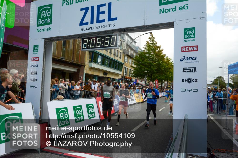 20.09.2026 - PSD Bank Halbmarathon LAZAROV Photography http://msf.ph/oto/10554109 20.09.2026 12:05:30 Ziel 1618, 1779, 1989, 1990, 2220, 2396, 2841, 3173, 3286, 3389, 3938, 4042, 4073, 4139, 4430, 4564 meine-sportfotos.de