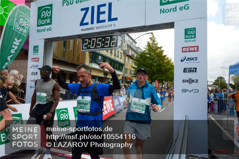 20.09.2026 - PSD Bank Halbmarathon LAZAROV Photography http://msf.ph/oto/10554116 20.09.2026 12:05:32 Ziel 1618, 1779, 1989, 1990, 2220, 2396, 2978, 3173, 3286, 3389, 3938, 4042, 4073, 4139, 4430, 4564 meine-sportfotos.de