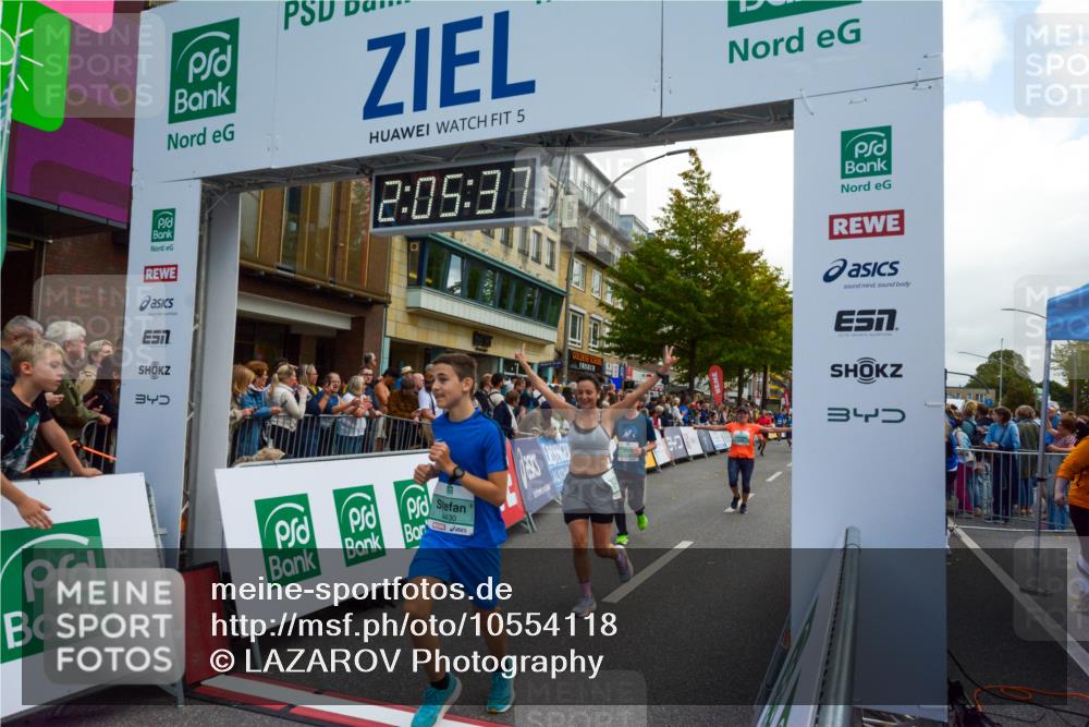 20.09.2026 - PSD Bank Halbmarathon LAZAROV Photography http://msf.ph/oto/10554118 20.09.2026 12:05:36 Ziel 1488, 1779, 2396, 2978, 3173, 3281, 3286, 3389, 4073, 4139, 4430, 4564 meine-sportfotos.de