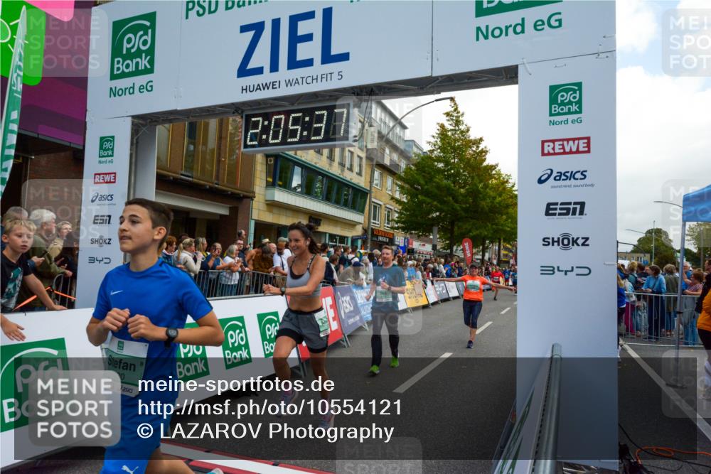 20.09.2026 - PSD Bank Halbmarathon LAZAROV Photography http://msf.ph/oto/10554121 20.09.2026 12:05:37 Ziel 1488, 1779, 2396, 2978, 3173, 3281, 3286, 3389, 4073, 4139, 4430, 4450, 4564 meine-sportfotos.de