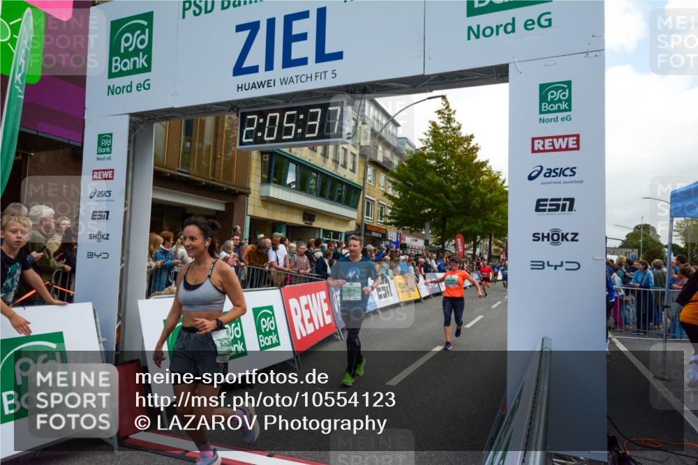 20.09.2026 - PSD Bank Halbmarathon LAZAROV Photography http://msf.ph/oto/10554123 20.09.2026 12:05:37 Ziel 1488, 1779, 2396, 2978, 3173, 3281, 3286, 3389, 4073, 4139, 4430, 4450, 4564 meine-sportfotos.de