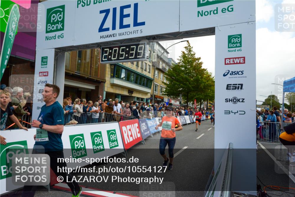 20.09.2026 - PSD Bank Halbmarathon LAZAROV Photography http://msf.ph/oto/10554127 20.09.2026 12:05:38 Ziel 1488, 1779, 2396, 2978, 3173, 3281, 3286, 3922, 4139, 4430, 4450 meine-sportfotos.de