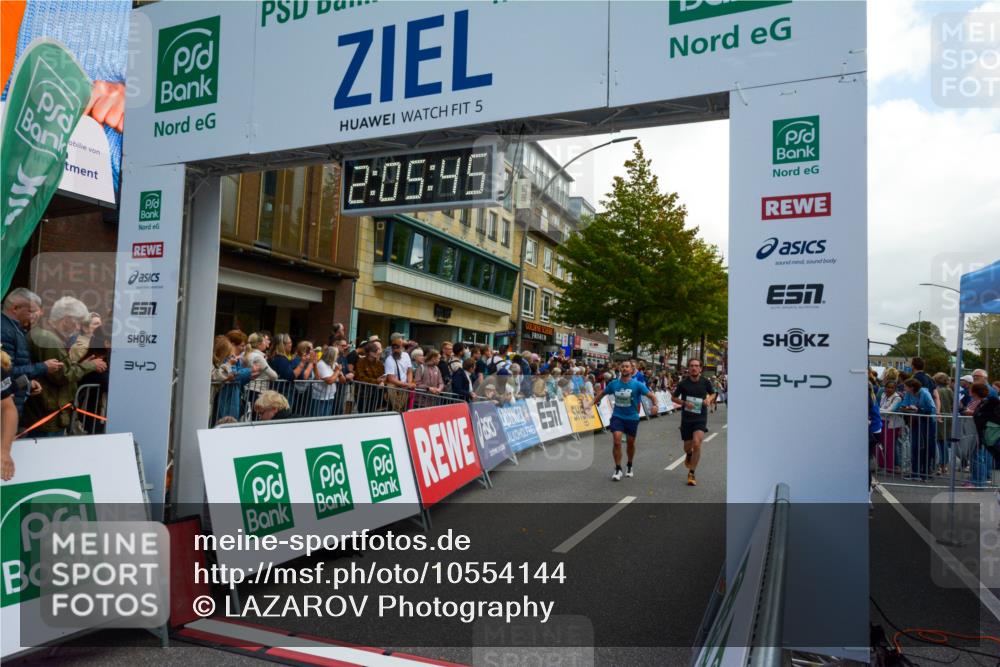 20.09.2026 - PSD Bank Halbmarathon LAZAROV Photography http://msf.ph/oto/10554144 20.09.2026 12:05:44 Ziel 1369, 1488, 1779, 2978, 3143, 3173, 3281, 3314, 3894, 3922, 4139, 4450, 4674 meine-sportfotos.de