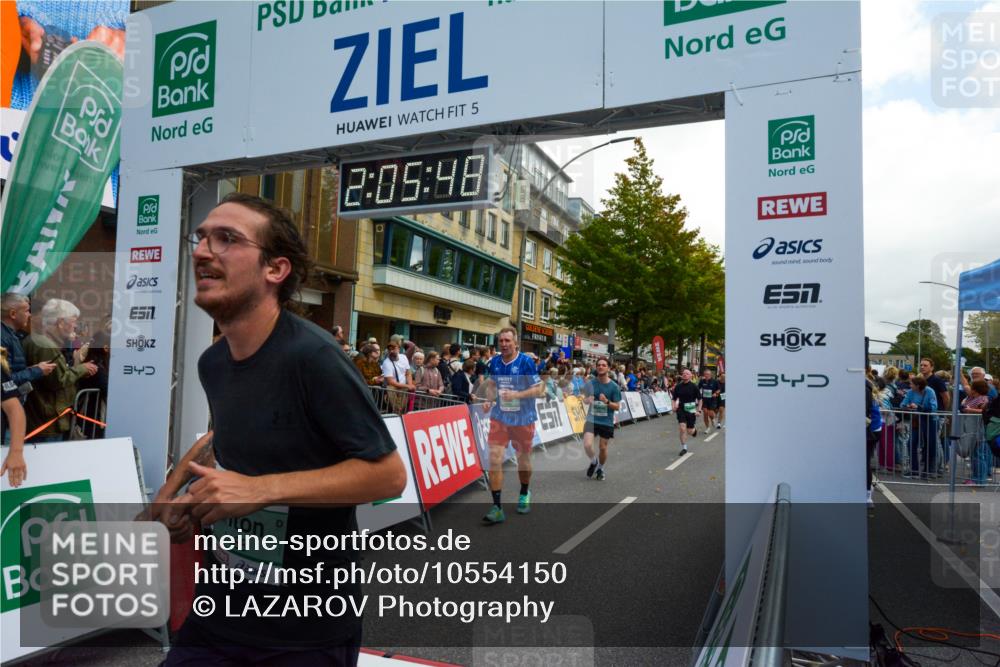 20.09.2026 - PSD Bank Halbmarathon LAZAROV Photography http://msf.ph/oto/10554150 20.09.2026 12:05:47 Ziel 1369, 1487, 1488, 1779, 1834, 2816, 2978, 3143, 3281, 3314, 3894, 3922, 4166, 4450, 4674 meine-sportfotos.de