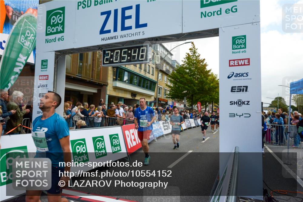 20.09.2026 - PSD Bank Halbmarathon LAZAROV Photography http://msf.ph/oto/10554152 20.09.2026 12:05:48 Ziel 1369, 1487, 1488, 1834, 2816, 2978, 3143, 3281, 3314, 3894, 3922, 4166, 4450, 4674 meine-sportfotos.de