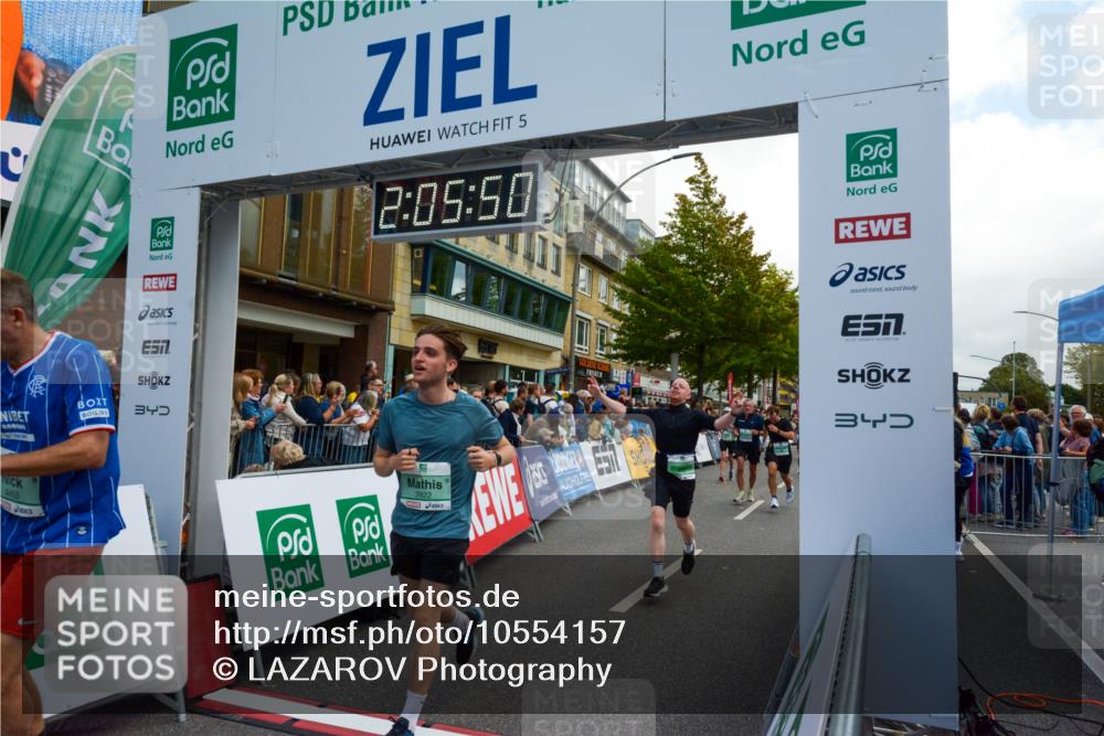 20.09.2026 - PSD Bank Halbmarathon LAZAROV Photography http://msf.ph/oto/10554157 20.09.2026 12:05:49 Ziel 1369, 1487, 1488, 1834, 2816, 2978, 2991, 3143, 3281, 3314, 3894, 3922, 4166, 4359, 4450, 4674 meine-sportfotos.de
