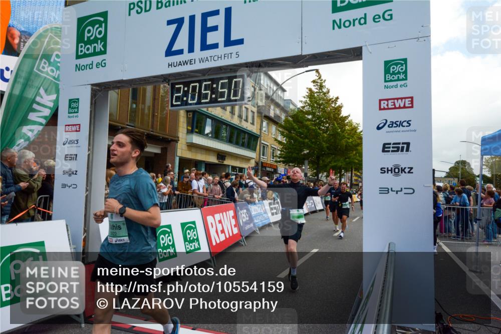 20.09.2026 - PSD Bank Halbmarathon LAZAROV Photography http://msf.ph/oto/10554159 20.09.2026 12:05:50 Ziel 1369, 1487, 1488, 1834, 2468, 2816, 2978, 2991, 3143, 3281, 3314, 3402, 3894, 3922, 4166, 4359, 4450, 4674 meine-sportfotos.de
