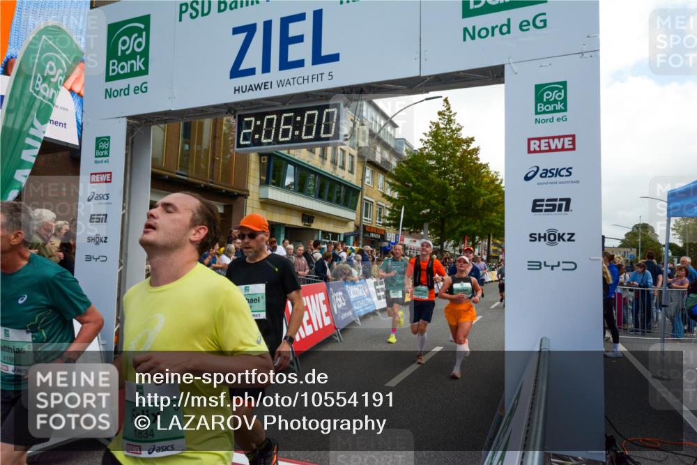 20.09.2026 - PSD Bank Halbmarathon LAZAROV Photography http://msf.ph/oto/10554191 20.09.2026 12:06:00 Ziel 1300, 1487, 1834, 1916, 2468, 2580, 2692, 2816, 2852, 2979, 2991, 3143, 3314, 3402, 3617, 3656, 4166, 4359, 4629 meine-sportfotos.de