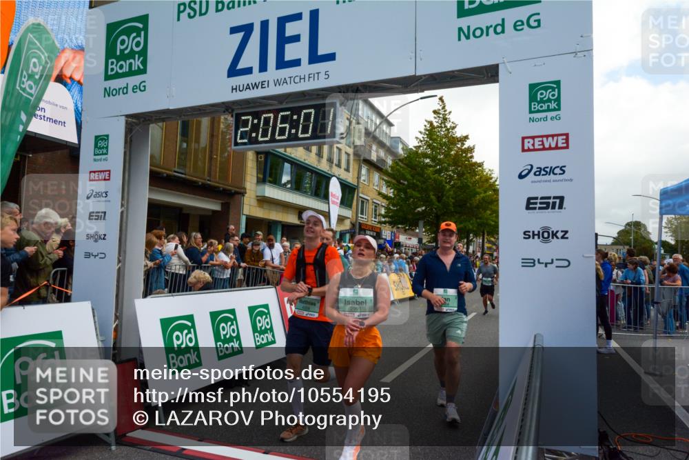20.09.2026 - PSD Bank Halbmarathon LAZAROV Photography http://msf.ph/oto/10554195 20.09.2026 12:06:01 Ziel 1300, 1487, 1834, 1916, 2468, 2580, 2692, 2816, 2852, 2979, 2991, 3314, 3402, 3617, 3656, 4166, 4359, 4629 meine-sportfotos.de