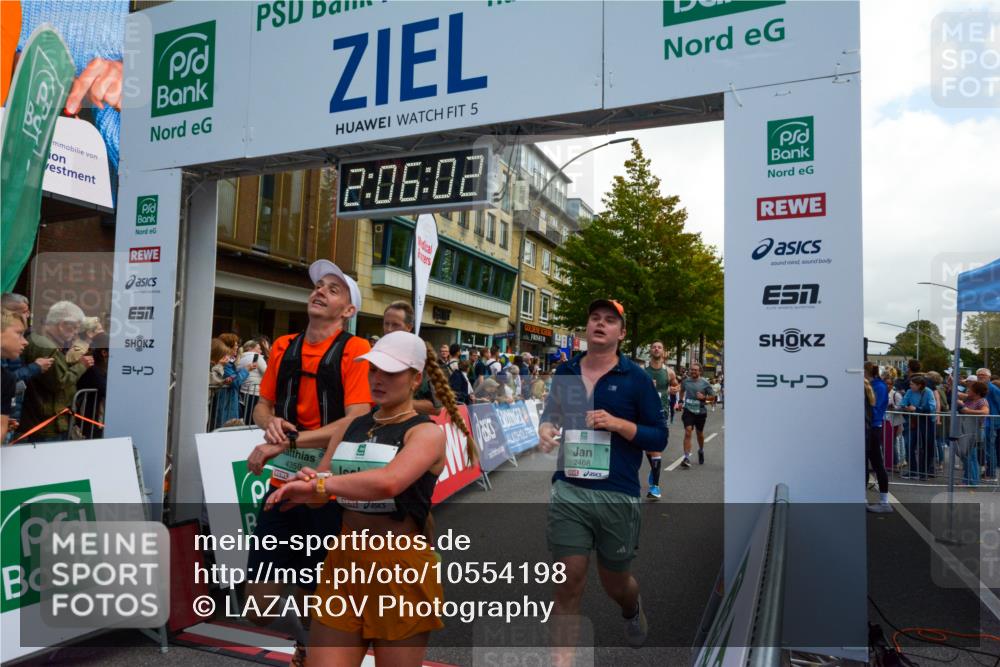 20.09.2026 - PSD Bank Halbmarathon LAZAROV Photography http://msf.ph/oto/10554198 20.09.2026 12:06:01 Ziel 1300, 1487, 1834, 1916, 2468, 2580, 2692, 2816, 2852, 2979, 2991, 3314, 3402, 3617, 3656, 4166, 4359, 4629 meine-sportfotos.de