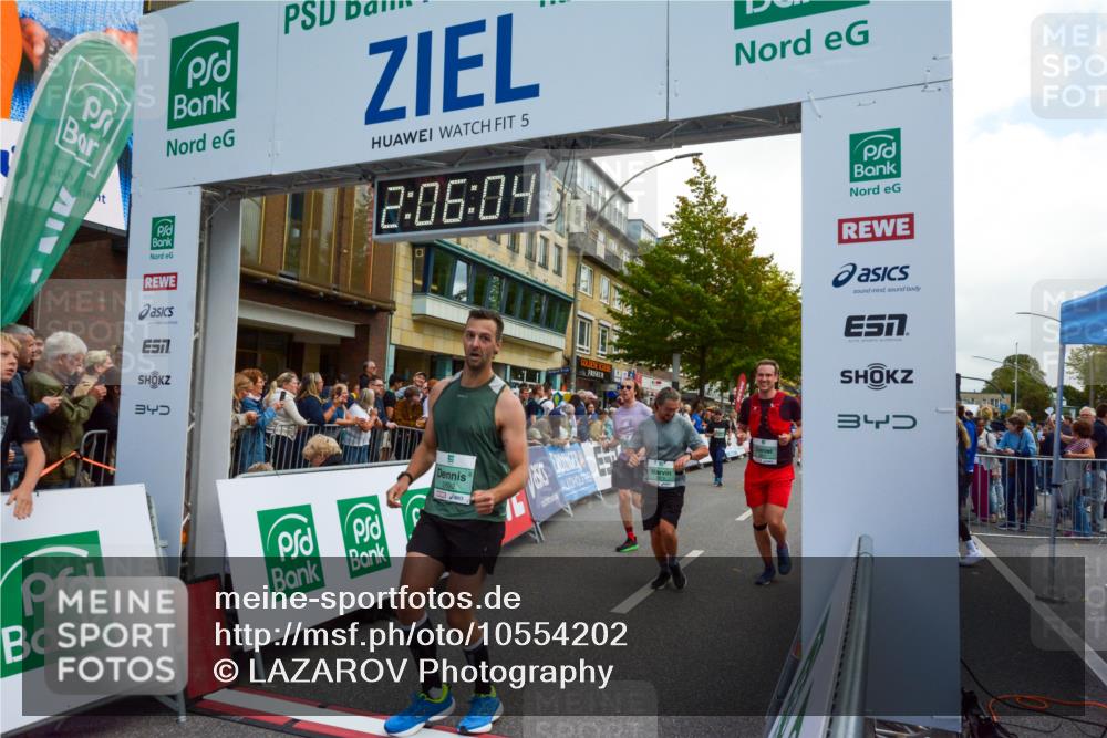 20.09.2026 - PSD Bank Halbmarathon LAZAROV Photography http://msf.ph/oto/10554202 20.09.2026 12:06:03 Ziel 1252, 1300, 1487, 1834, 1916, 2468, 2580, 2692, 2816, 2852, 2979, 2991, 3402, 3617, 3656, 4166, 4359, 4629 meine-sportfotos.de